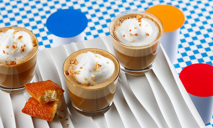 LATTE MACCHIATO Rezept mit Dulce de leche und Schokocrossies