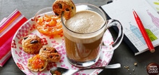 CAFÉ AU LAIT mit Scones